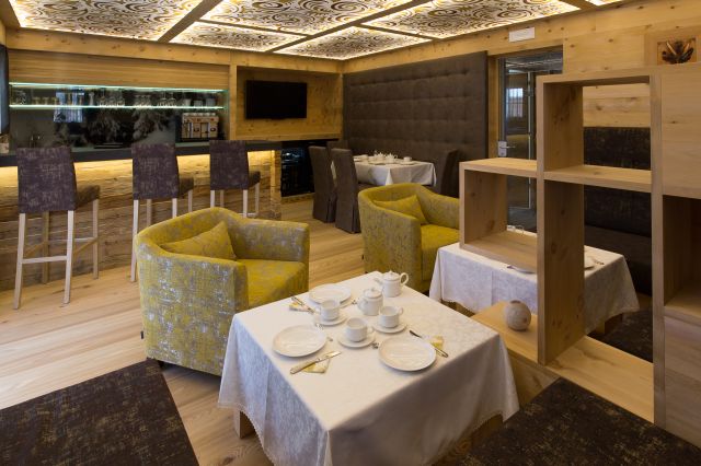 In der Mountainloge Lux Alpine in St. Vigil in Enneberg dreht sich alles um Luxus Bild: Ambiente und Komfort