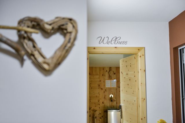 Entdecken Sie unseren Wellnessbereich in St. Vigil in Enneberg Bild: Wellness